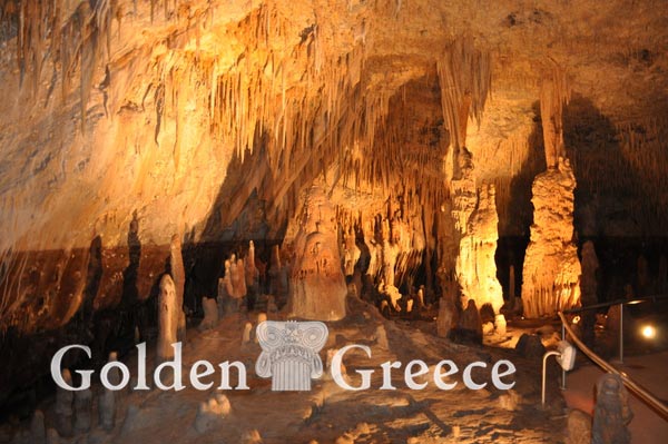 KAPSIA CAVE | Arcadia | Peloponnese | Golden Greece