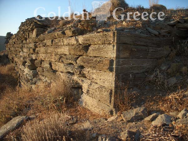 ΒΡΥΟΚΑΣΤΡΟ (Κάστρο) | Κύθνος | Κυκλάδες | Golden Greece