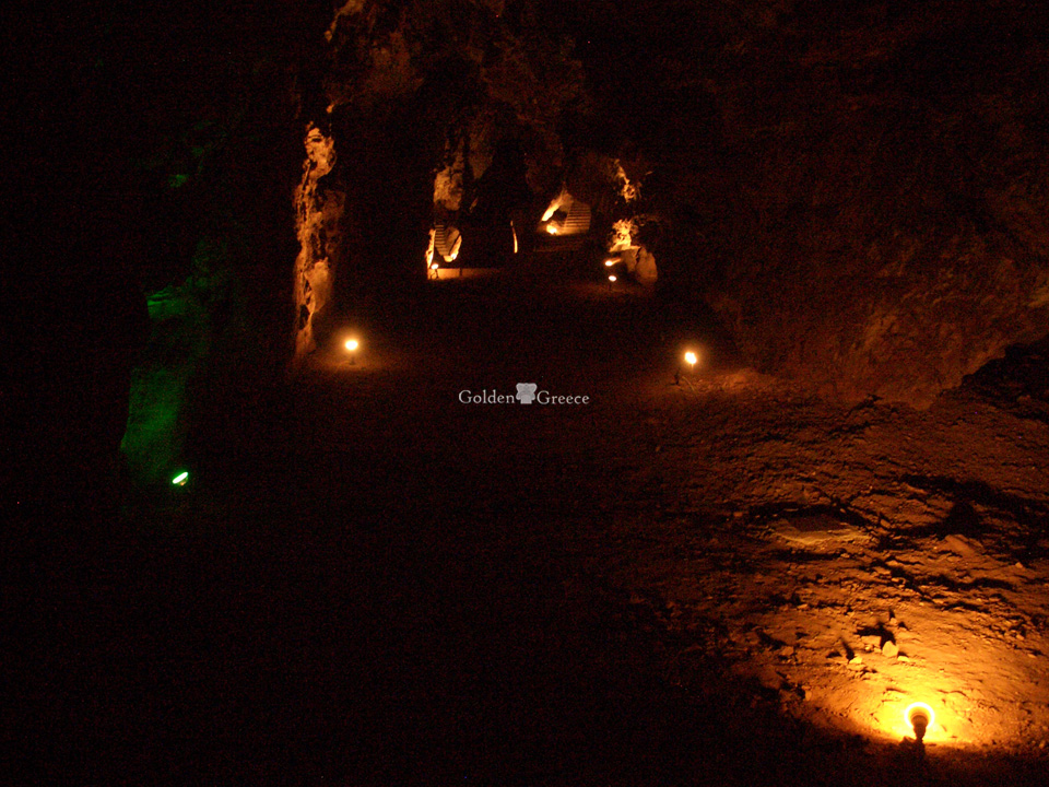 Σπήλαια | Κύθνος | Κυκλάδες | Golden Greece