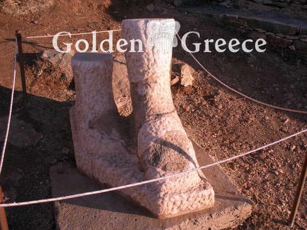 ΑΡΧΑΙΟΙ ΚΟΥΡΟΙ (Αρχαιολογικός Χώρος) | Νάξος | Κυκλάδες | Golden Greece
