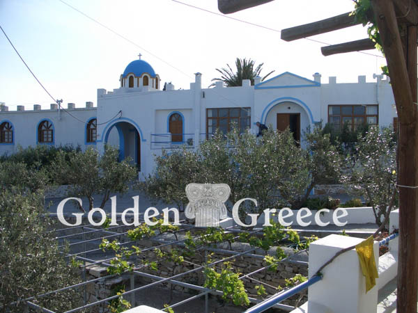 ΜΟΝΗ ΑΓΙΩΝ ΘΕΟΔΩΡΩΝ | Πάρος | Κυκλάδες | Golden Greece