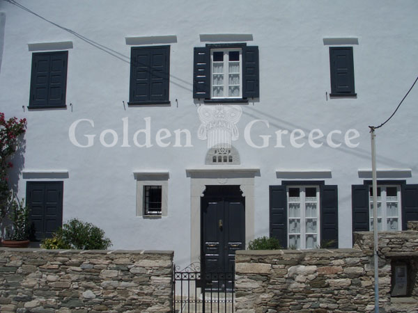 CASTLE | Sifnos | Cyclades | Golden Greece