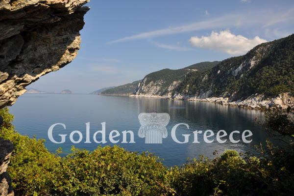 ΜΟΝΗ ΑΓΙΟΥ ΙΩΑΝΝΗ ΣΤΟ ΚΑΣΤΡΙ | Σκόπελος | Σποράδες | Golden Greece
