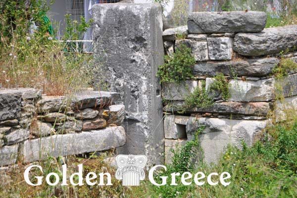 ΠΥΛΗ ΕΡΜΗ ΚΑΙ ΧΑΡΙΤΩΝ | Θάσος | B. & Α. Αιγαίο | Golden Greece